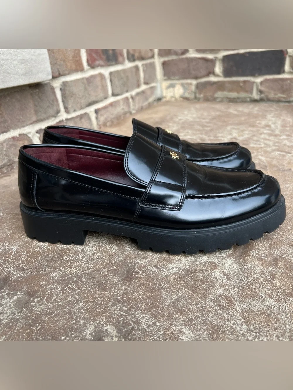 Tory Burch Classic Lug Loafer Black Patent Leather Sz 10